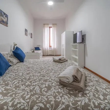 Apartment Gioia Del Corso *